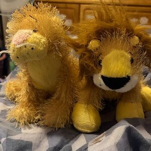 Webkinz lion and lioness set no codes